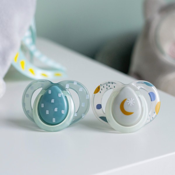 Tommee Tippee Night Time Soother 2x 6-18m